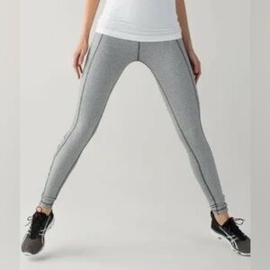 Lululemon Turn Around Tight - 28.5”